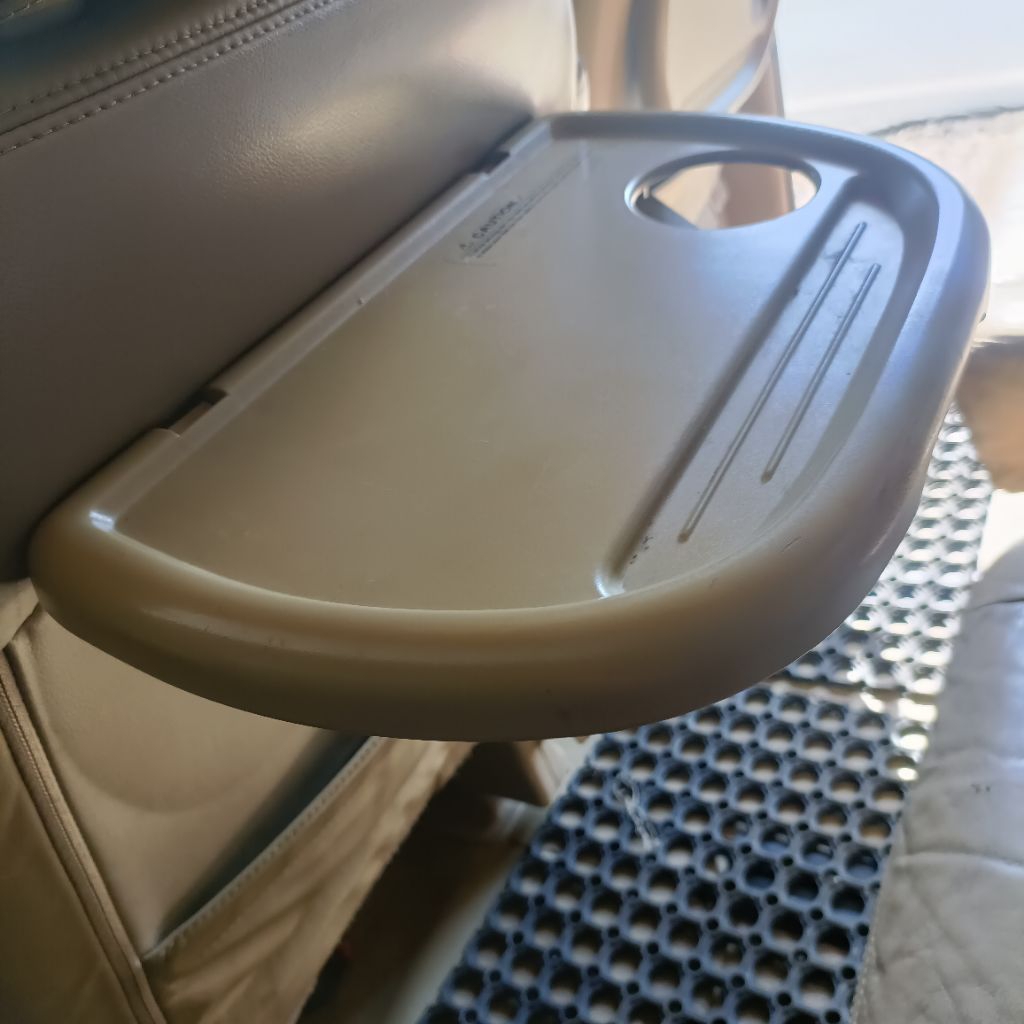 console meja lipat drink portebel jok depan bagian belakang original nissan serena c24 bekas copotan