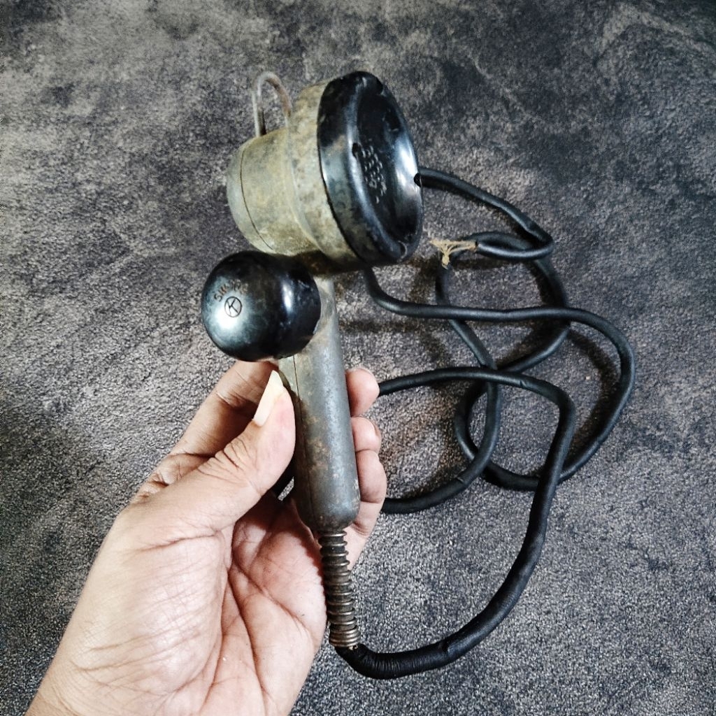 Microphone radio militer vintage