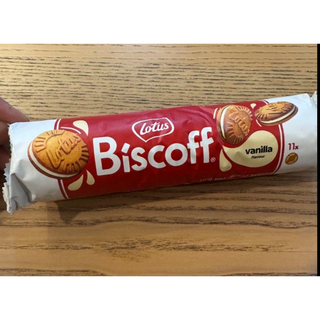 Lotus Biscoff Sandwich Biscuits Vanilla