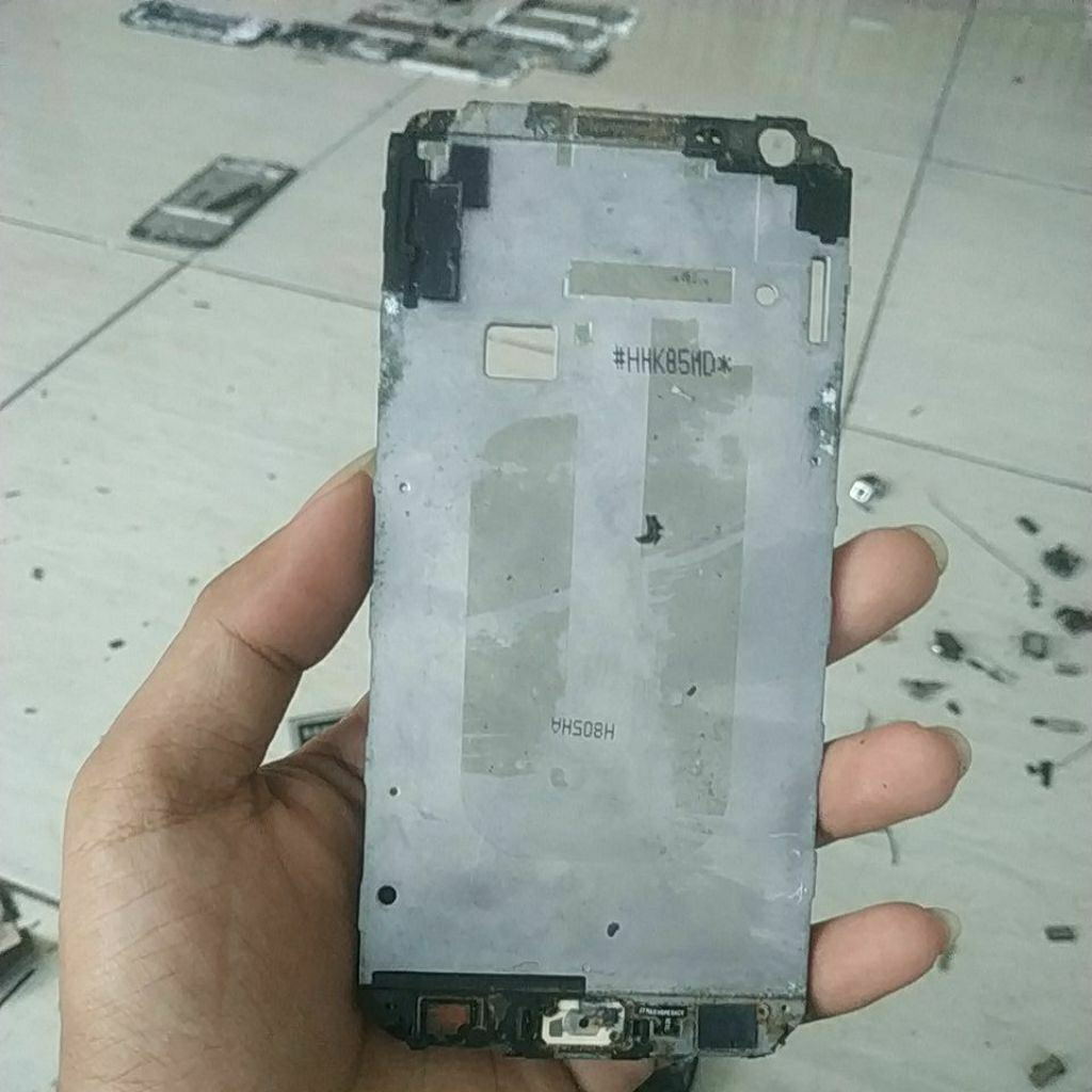 FRAME BEKAS SAMSUNG J4/J400F