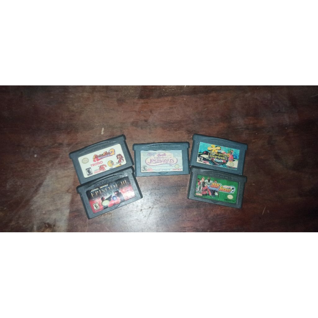 kaset konsol game boy vintage