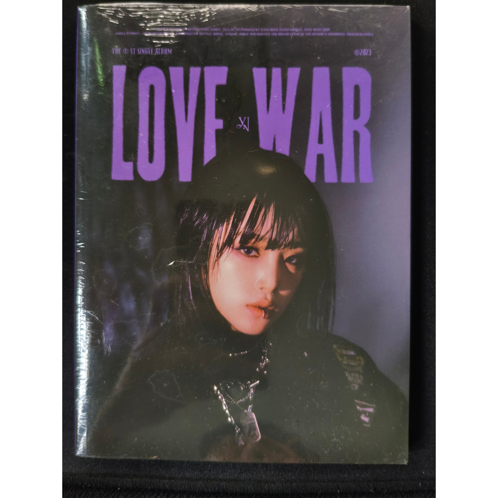 Official Album CHOI YENA 1st Single Album - LOVE WAR (Limited Edition Ver.) SEALED