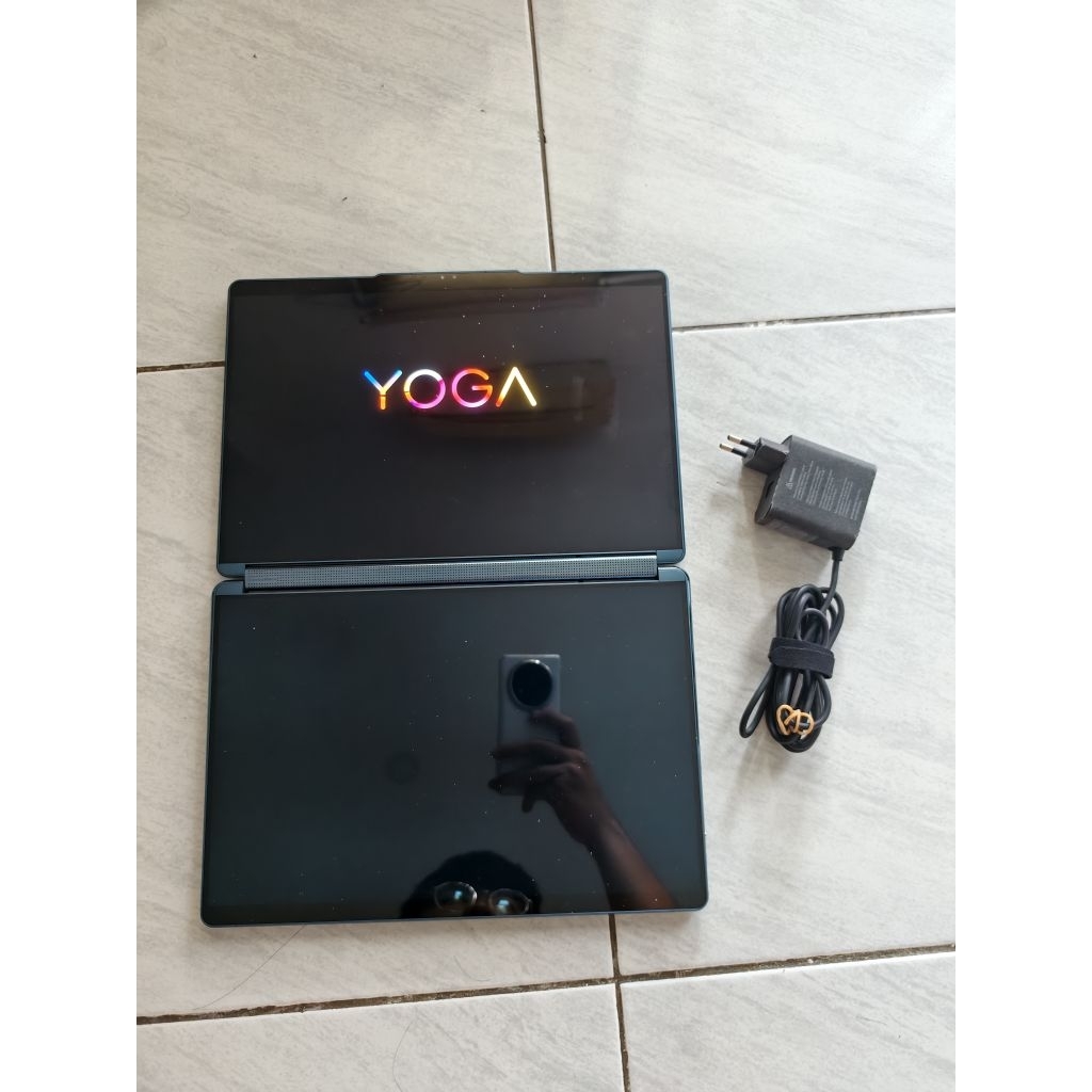 Lenovo Yogabook 9i Core Ultra 7 155h 32/1Tb Mei27 grs resmi bekas seken second
