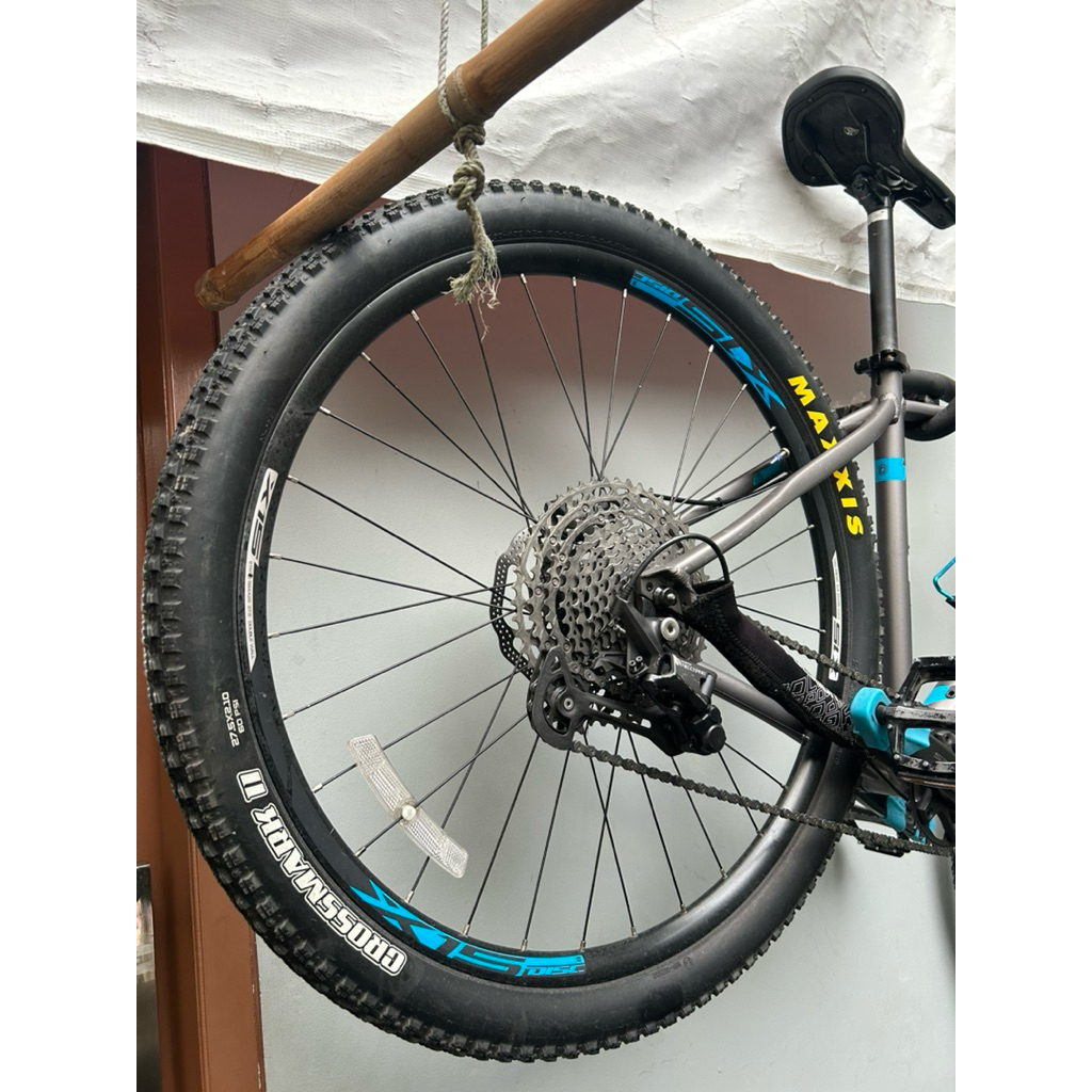 maxxis crossmark II