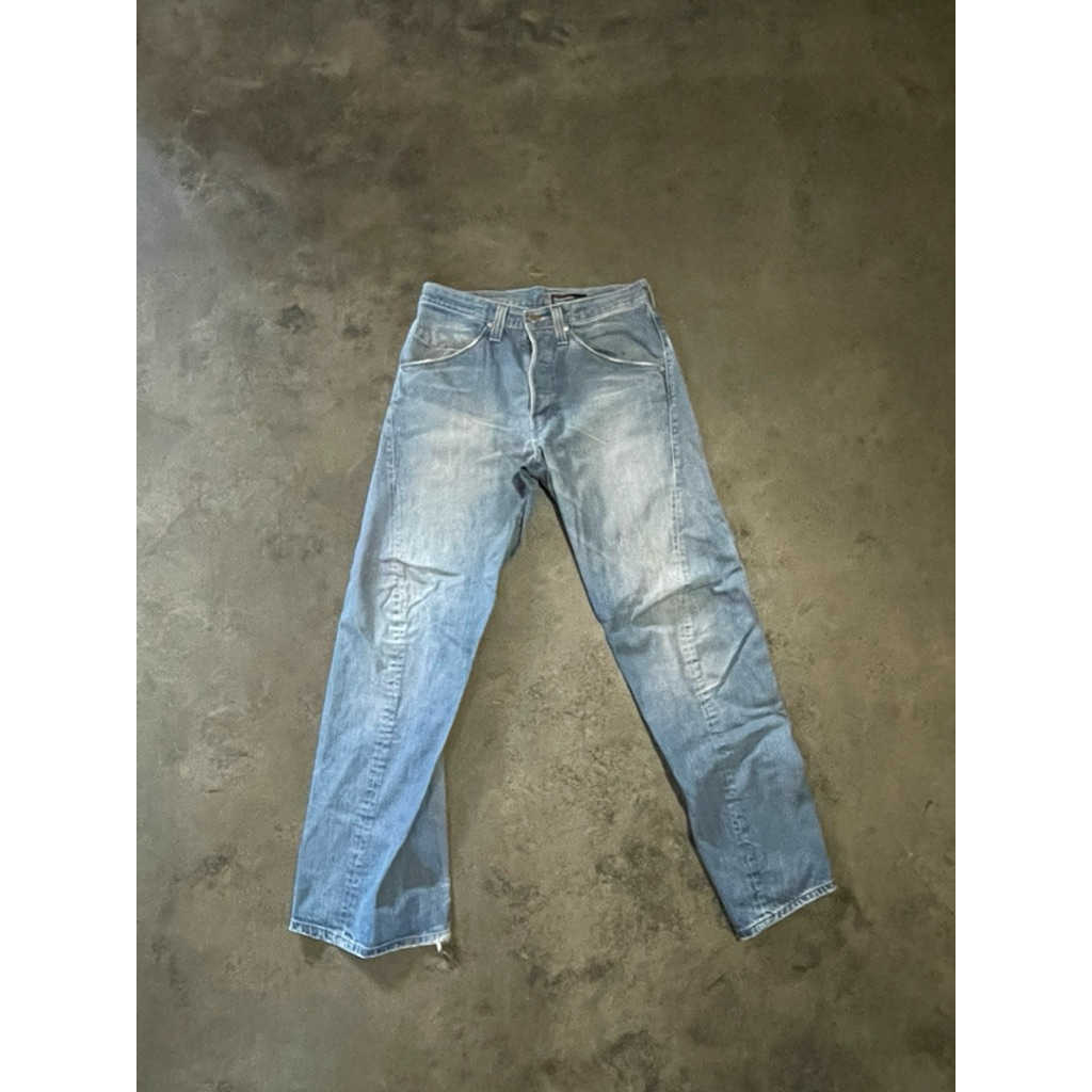 Levis Engineered Jeans sz 32
