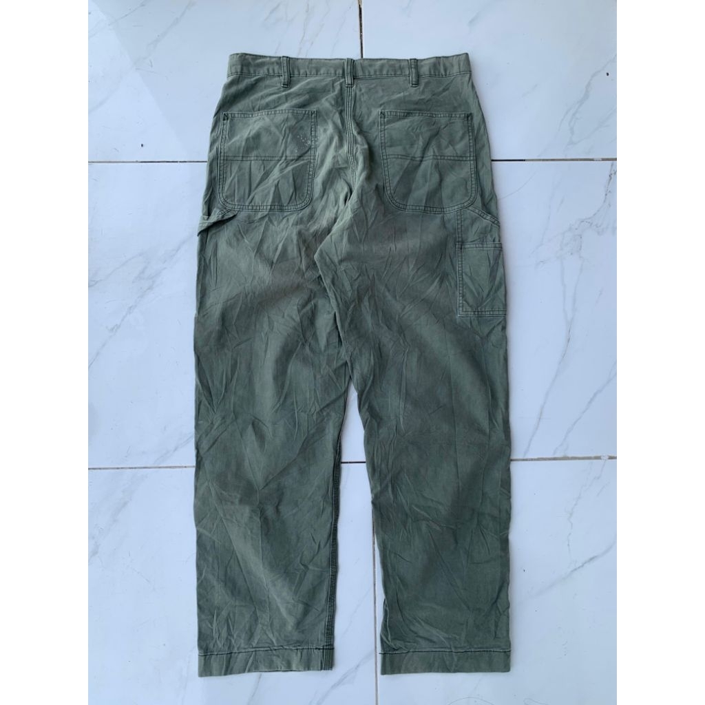Uniqlo olive green single knee carpenter pants