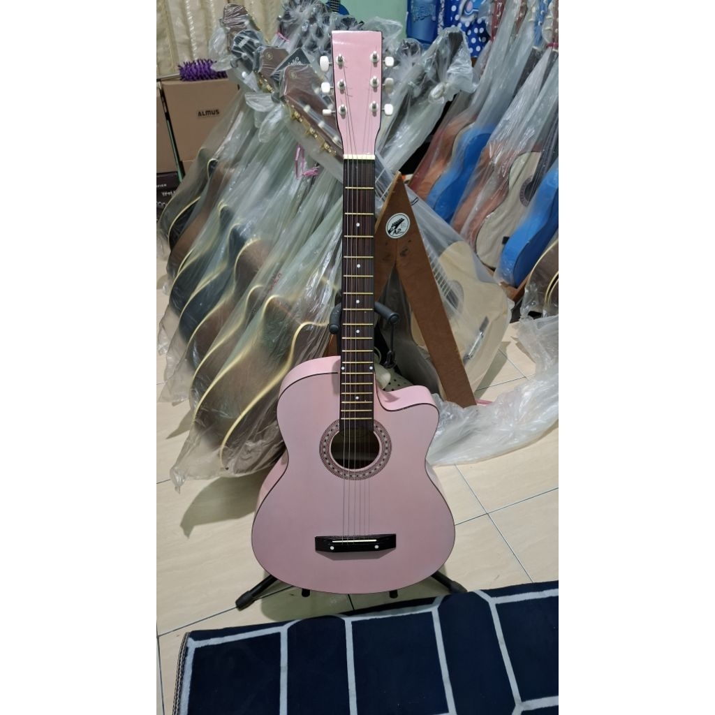 Gitar Akustik Yamaha Warna Pink Murah pangkalpinang