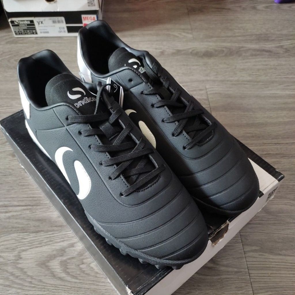 Sepatu Sondico Strike 965000