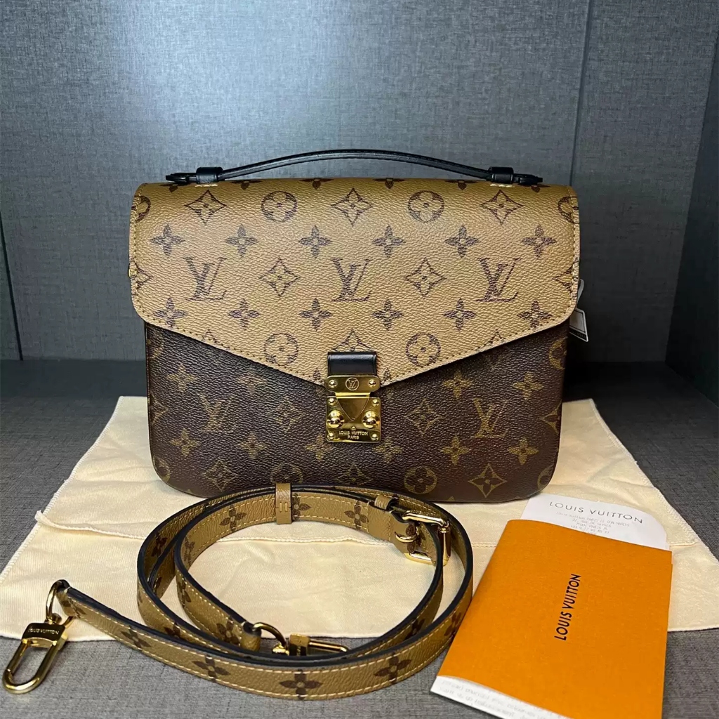 Tas Louis Vuitton Pochette Métis M44876, tas messenger wanita dengan motif Monogram klasik berbahan 