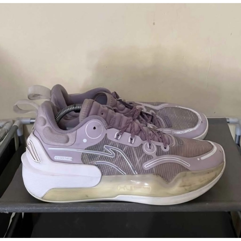 Sepatu Basket Lining Yushuai 16