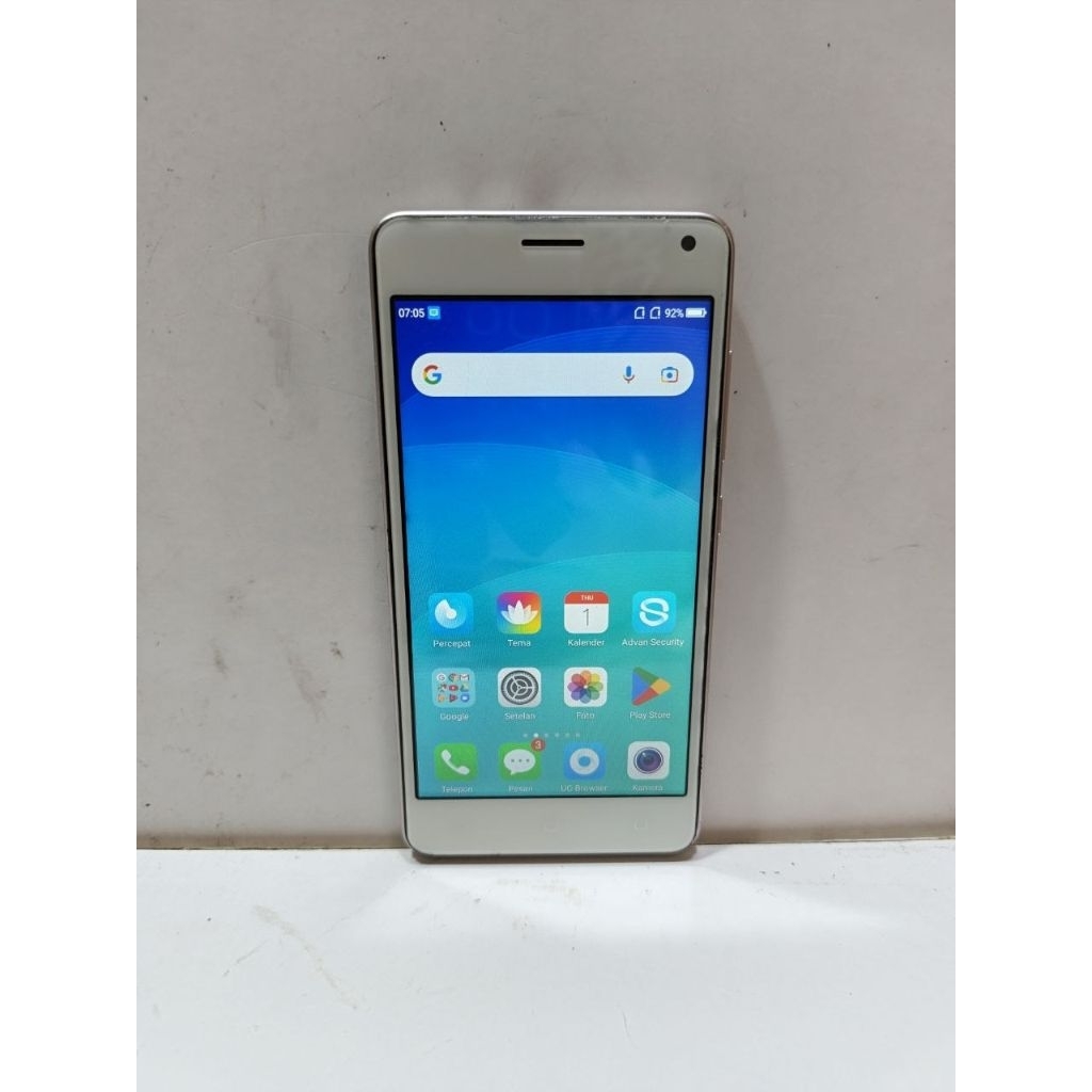 ADVAN i5c LITE 4G LTE HANDPHONE SECOND ANDROID NORMAL SIAP PAKAI