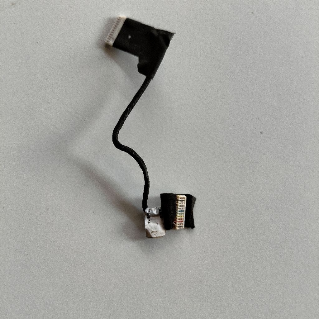 konektor baterai laptop dell alienware 13 R2