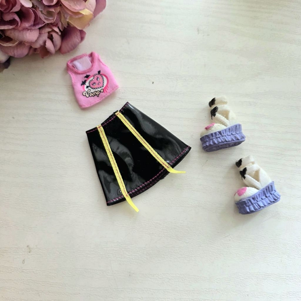 Baju Monster High / Mh Draculaura set