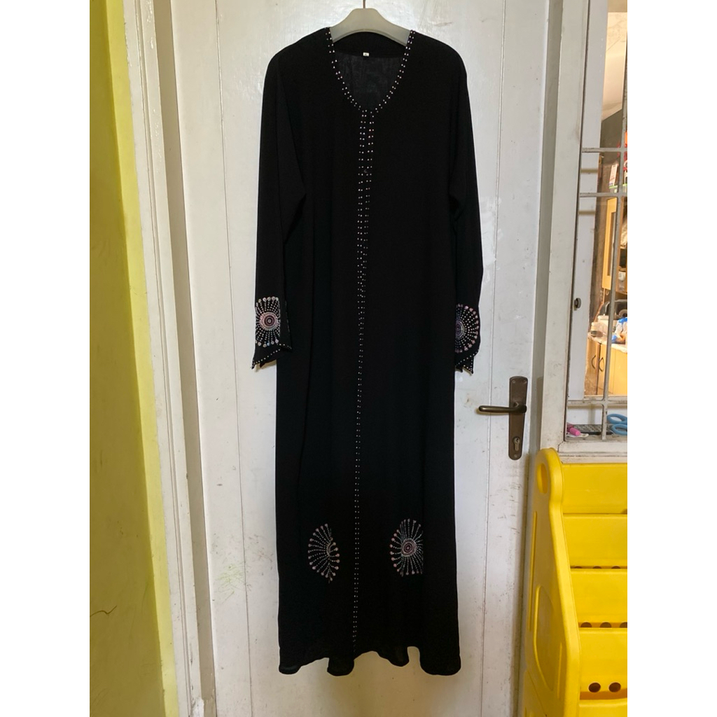 PRELOVED Gamis Hitam