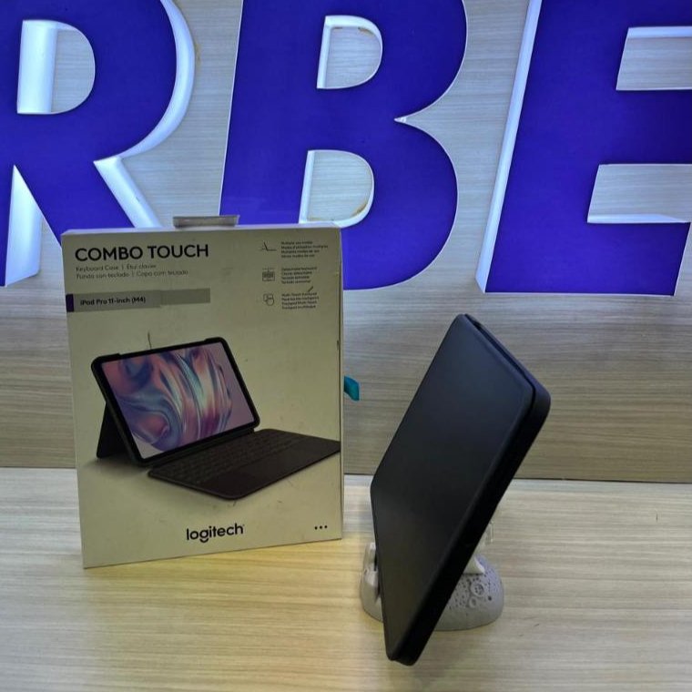 MAGICCC KEYBOARD IPAD PRO M4 11 INCH SECOND LOGITECH
