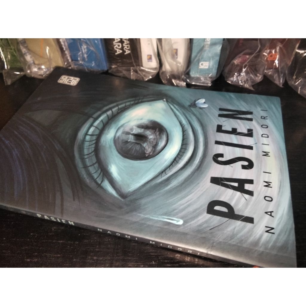 Preloved Buku Pasien - Naomi Midori