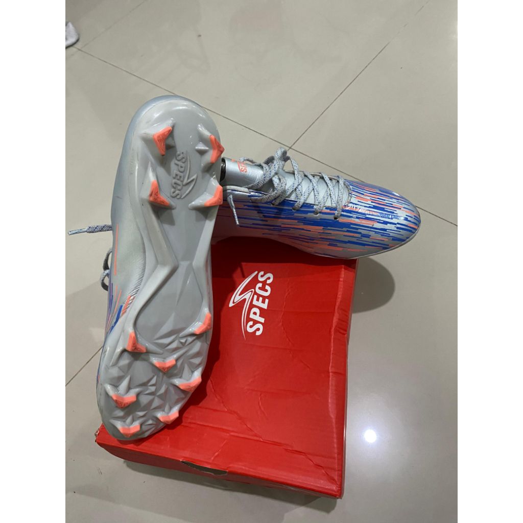 sepatu bola second SPECS reborn