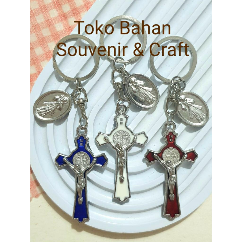 Gantungan kunci salib corpus. Bagcharm salib yesus
