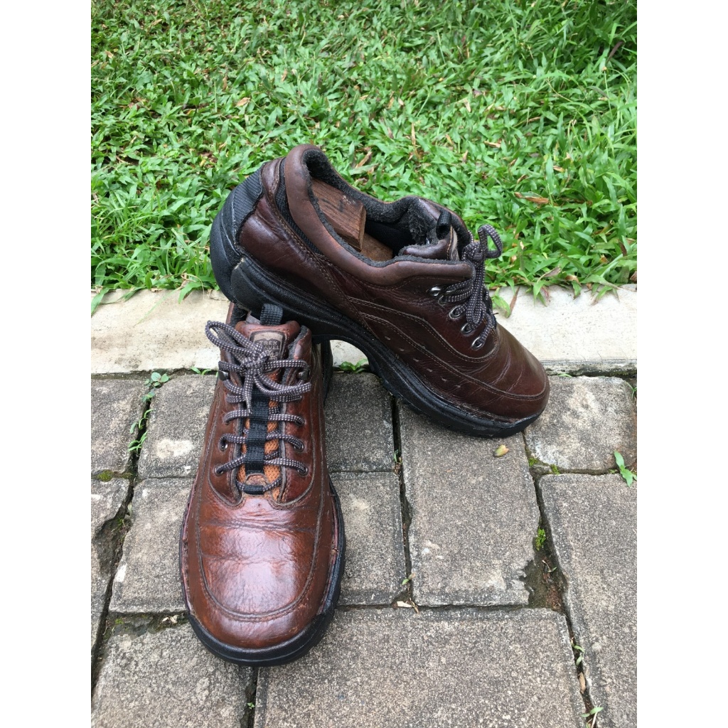 Timberland Trek Travel Size 43 US 10 Kulit Coklat Minus Sol Getas