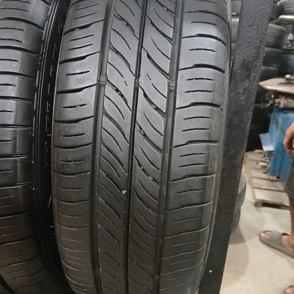 Ban second Mobil Ring14 205/65