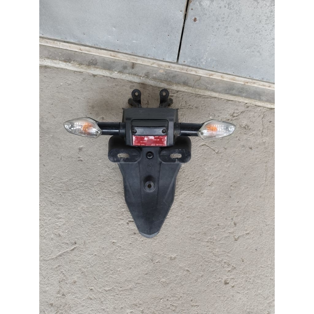 spakbor slebor belakang honda CBR 150 OLD THAILAND CBR 250 CBU THAILAND original