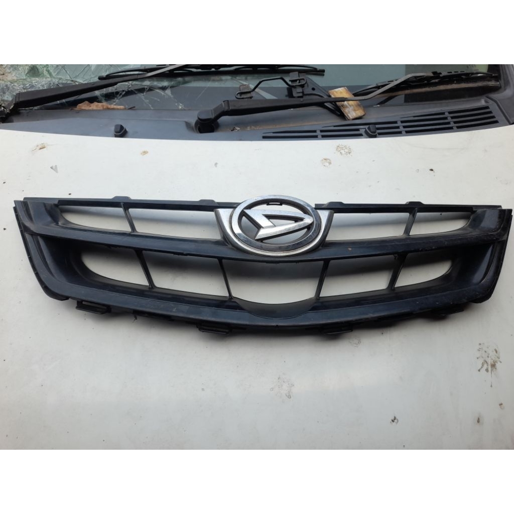 GRILL DEPAN AVANZA XENIA OLD ORIGINAL COPOTAN