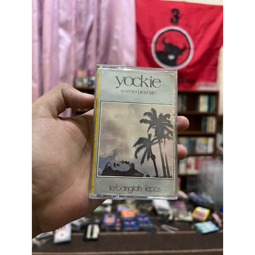 kaset pita yockie terbaglah lepas
