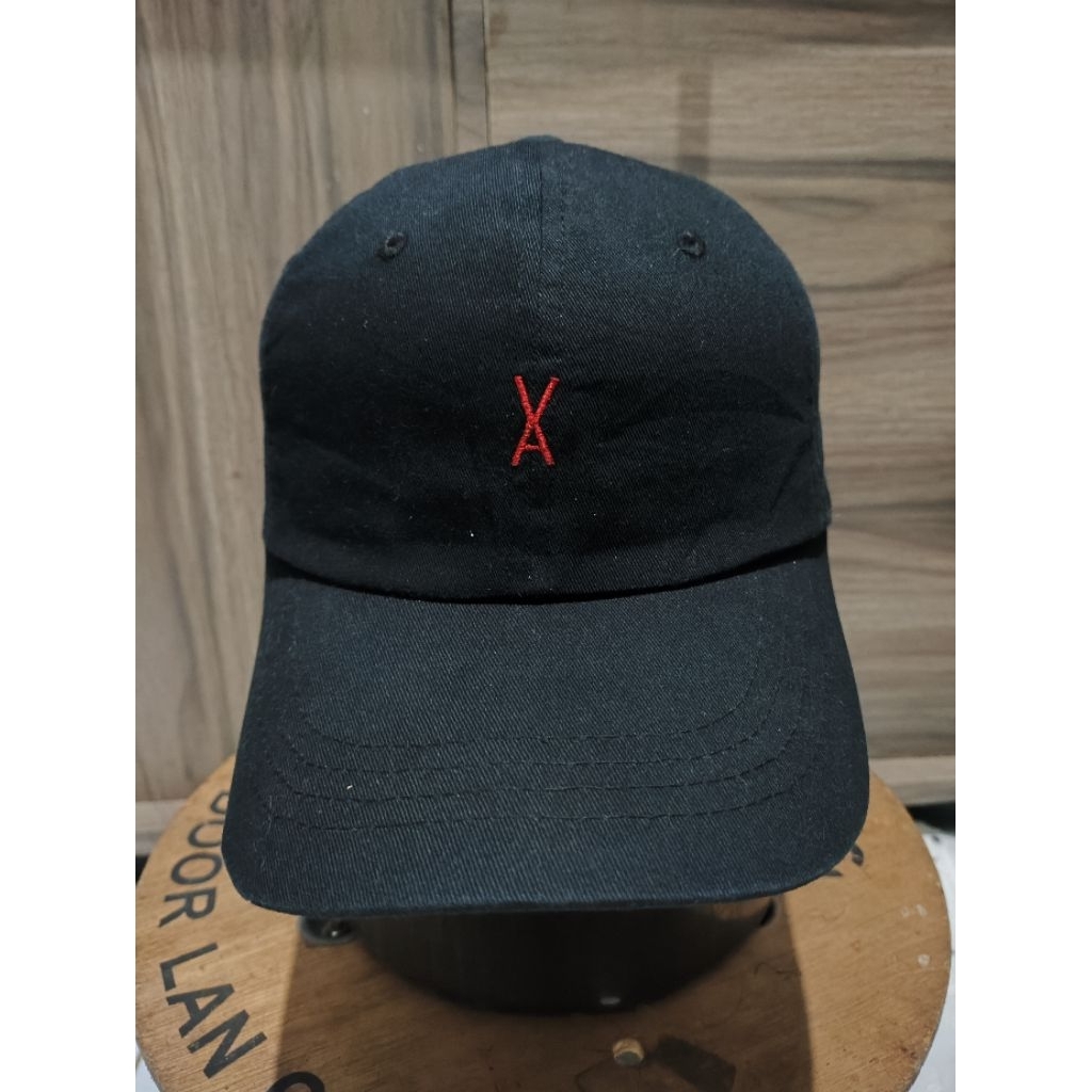Var Zar topi varzar original full tag hitam pekat topi varzar