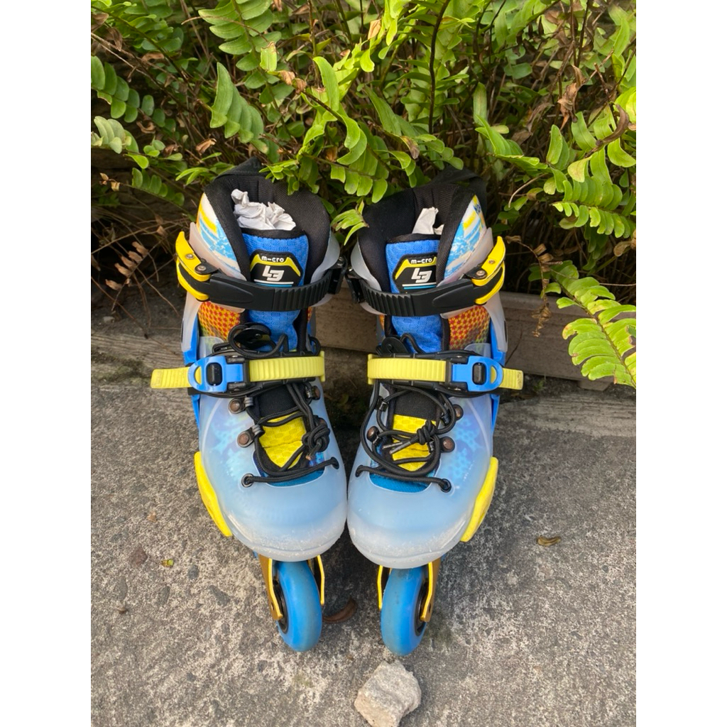 sepatu roda anak bekas