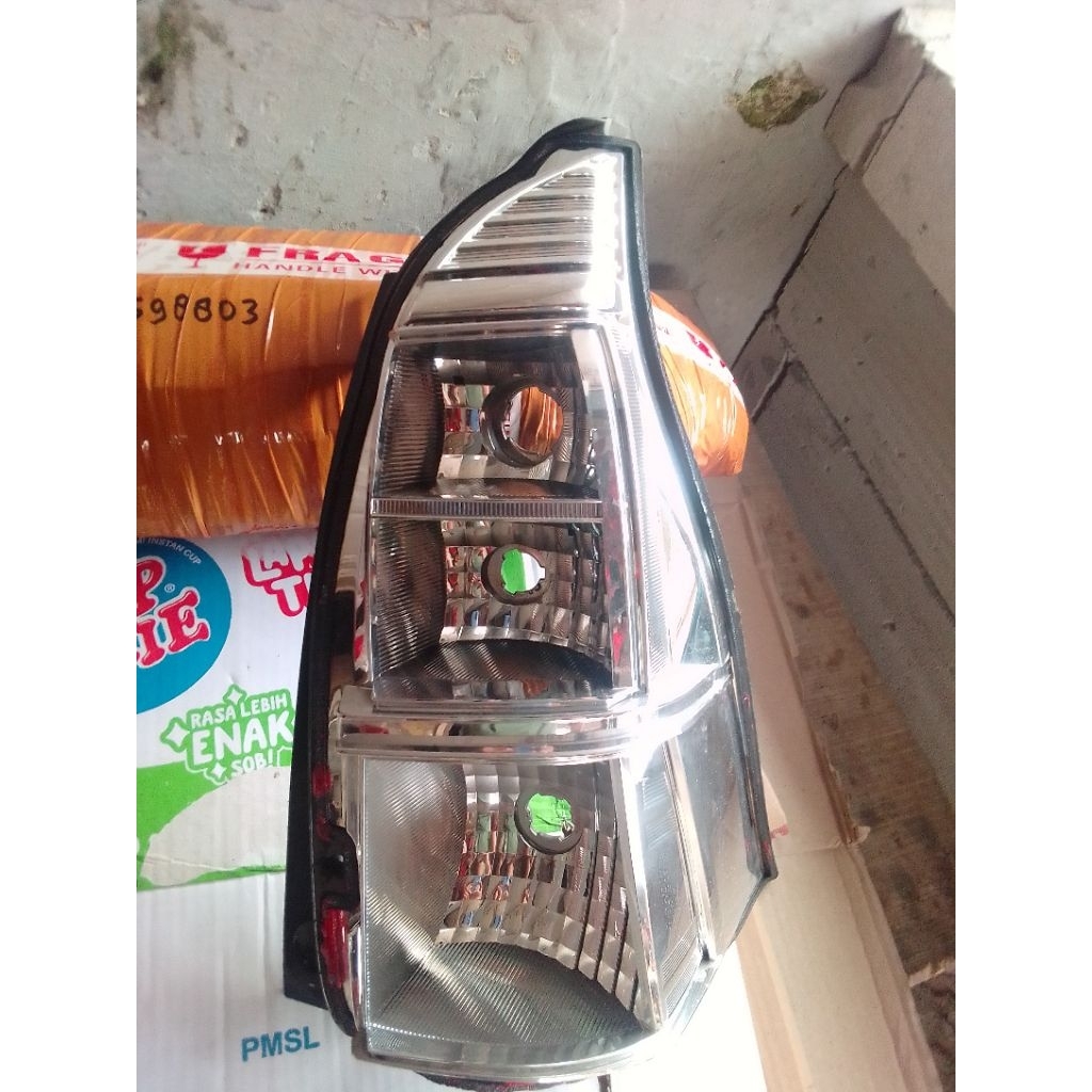batok/housing stoplamp Avanza/Xenia 2019