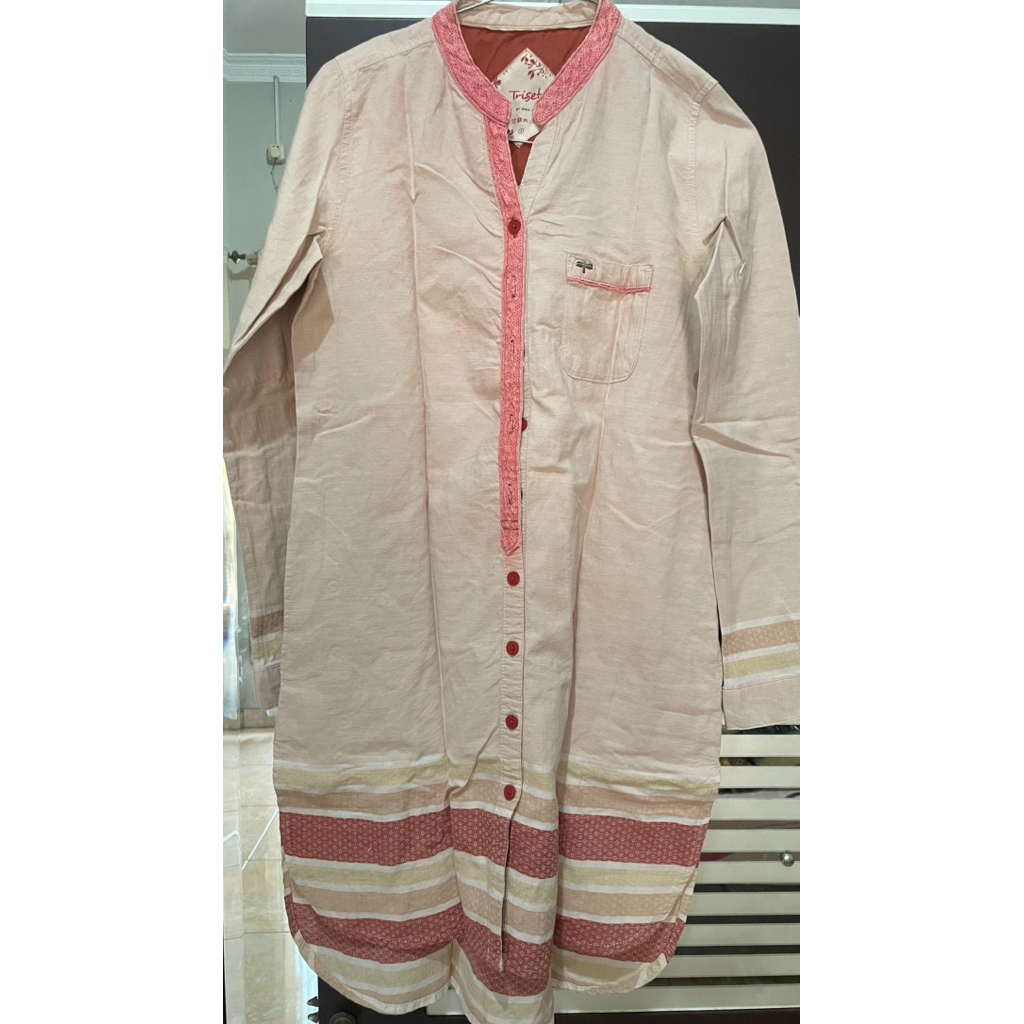 Triset Tunik Panjang (preloved) with minor defect