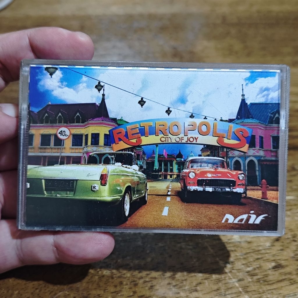 kaset NAIF retropolis
