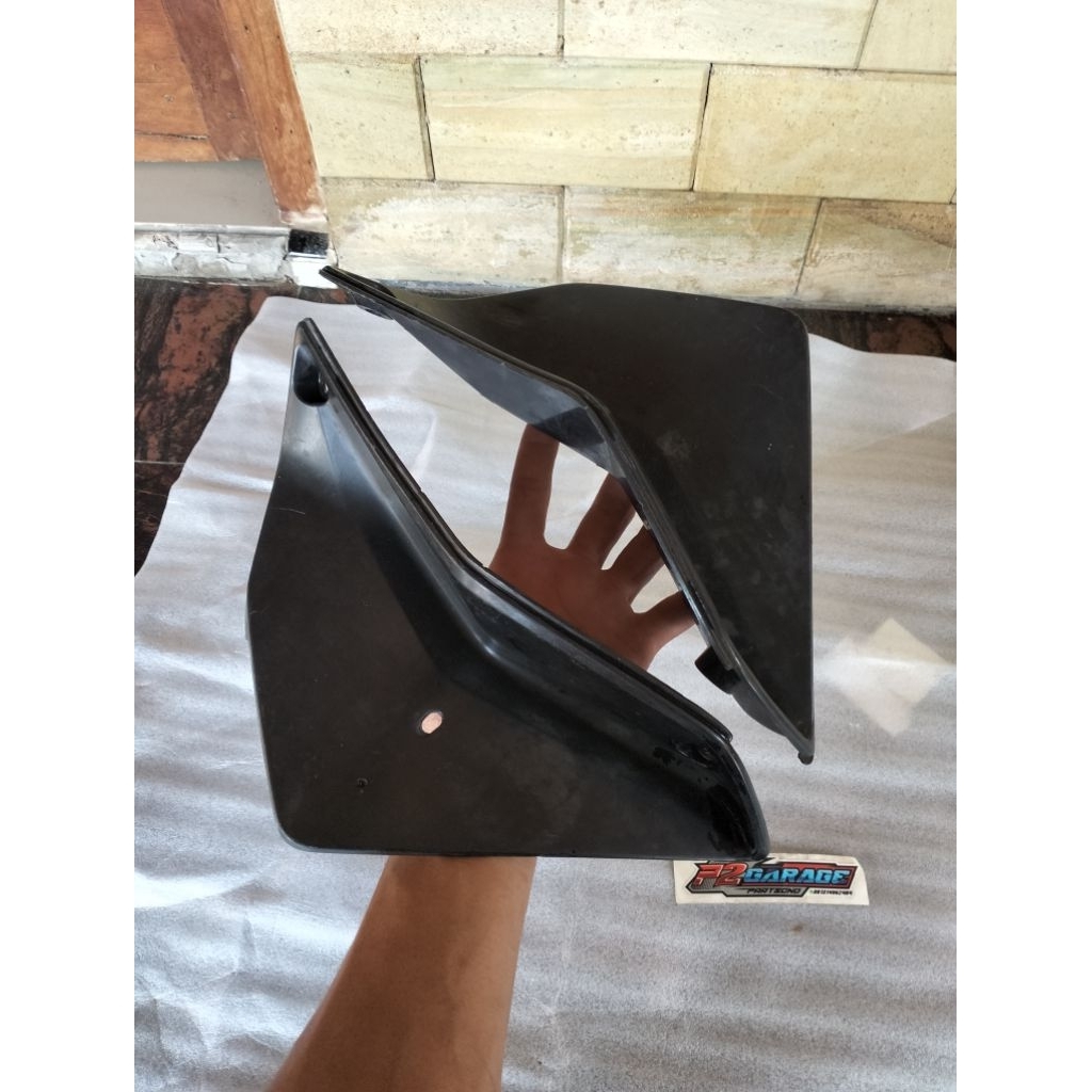 Sayap dalam supra x 125 helm in 64455 - KYZ original copotan kanan kiri
