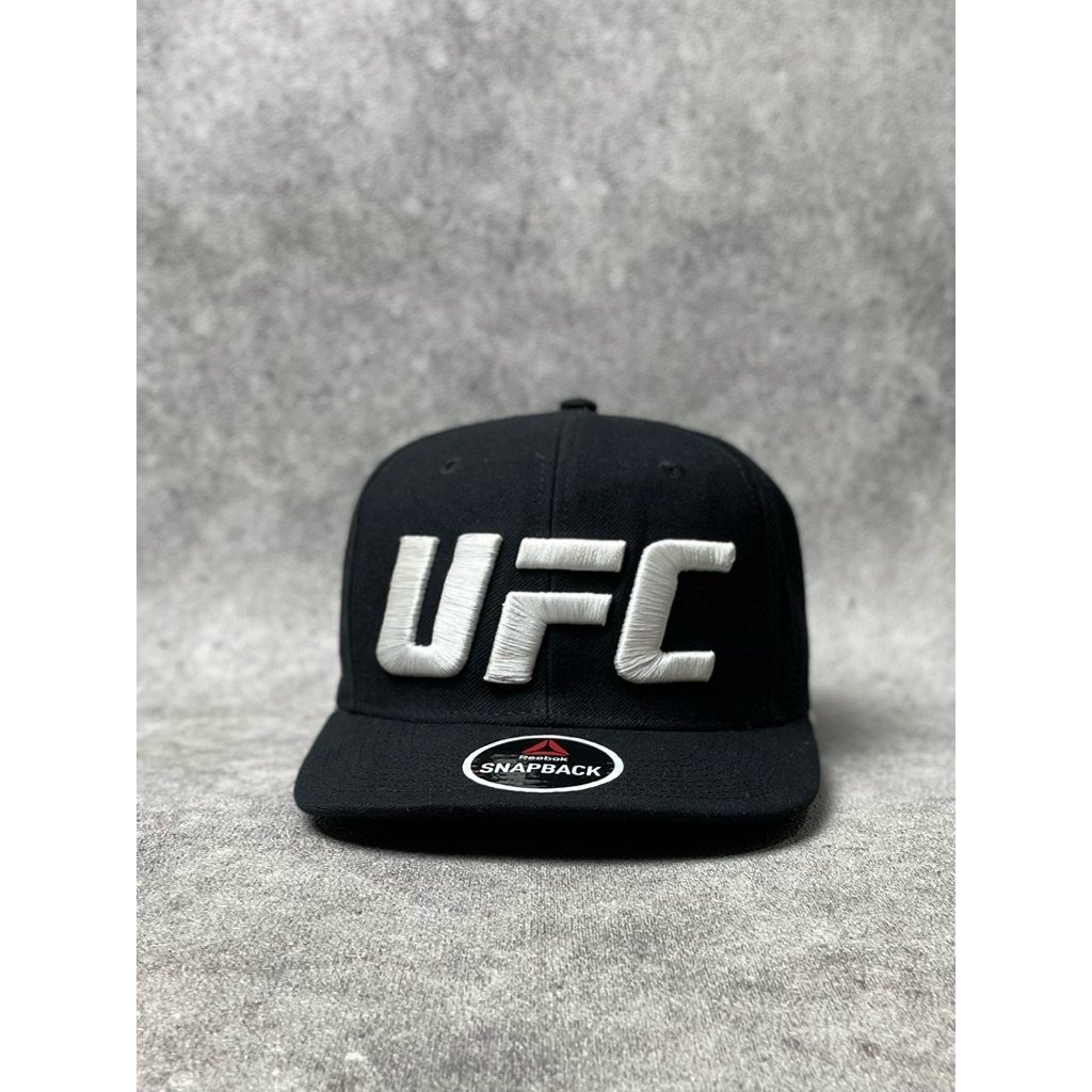 Topi UFC “Ultimate Fighting Championship” by Official Reebok SnapBack Hat @khabib_nurmagomedov The E