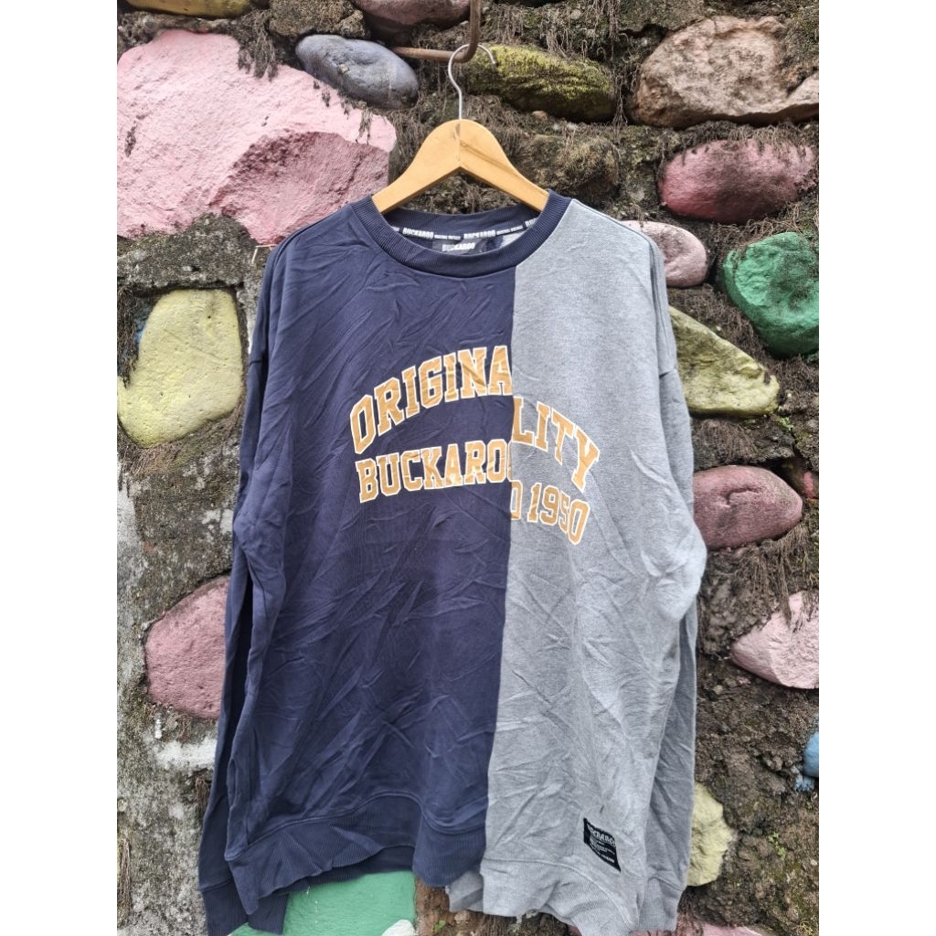 Crewneck Buckaroo