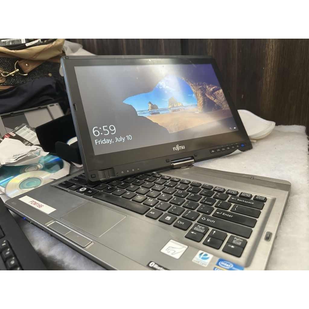 Laptop Fujitsu T902 Lipat batre drop