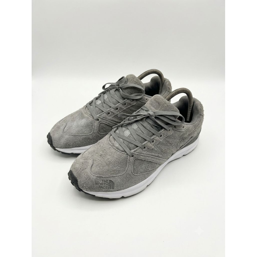 sepatu running hiking tnf dynamic prelove size 40 25cm