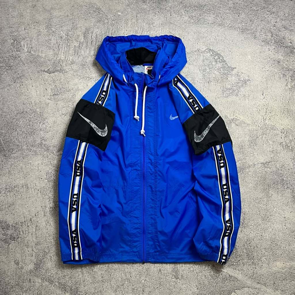 Nike USA Windbreaker Hooded Jacket JKT8172