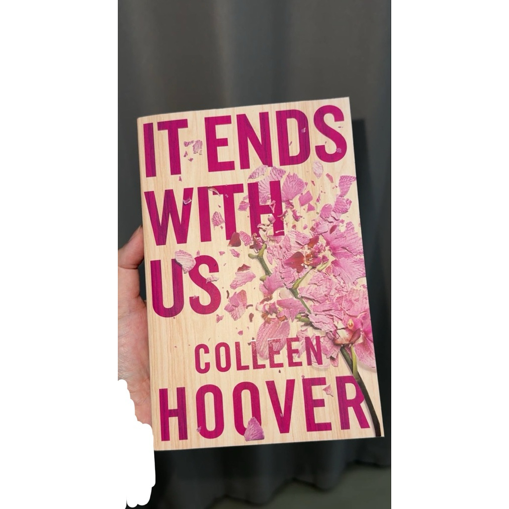 [Preloved] It Ends With Us - Colleen Hoover (english ver)