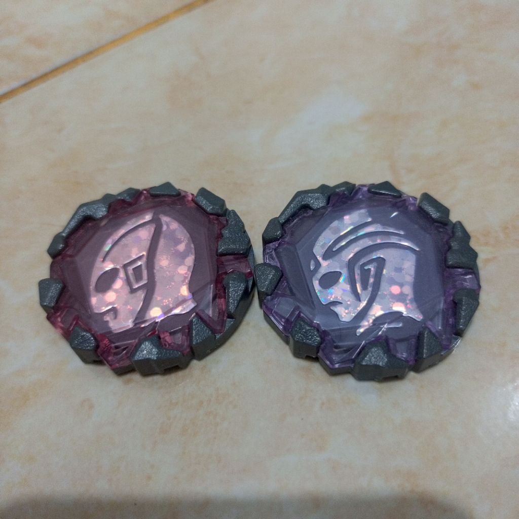 DX Blazar Stone Ultraman & Tiga