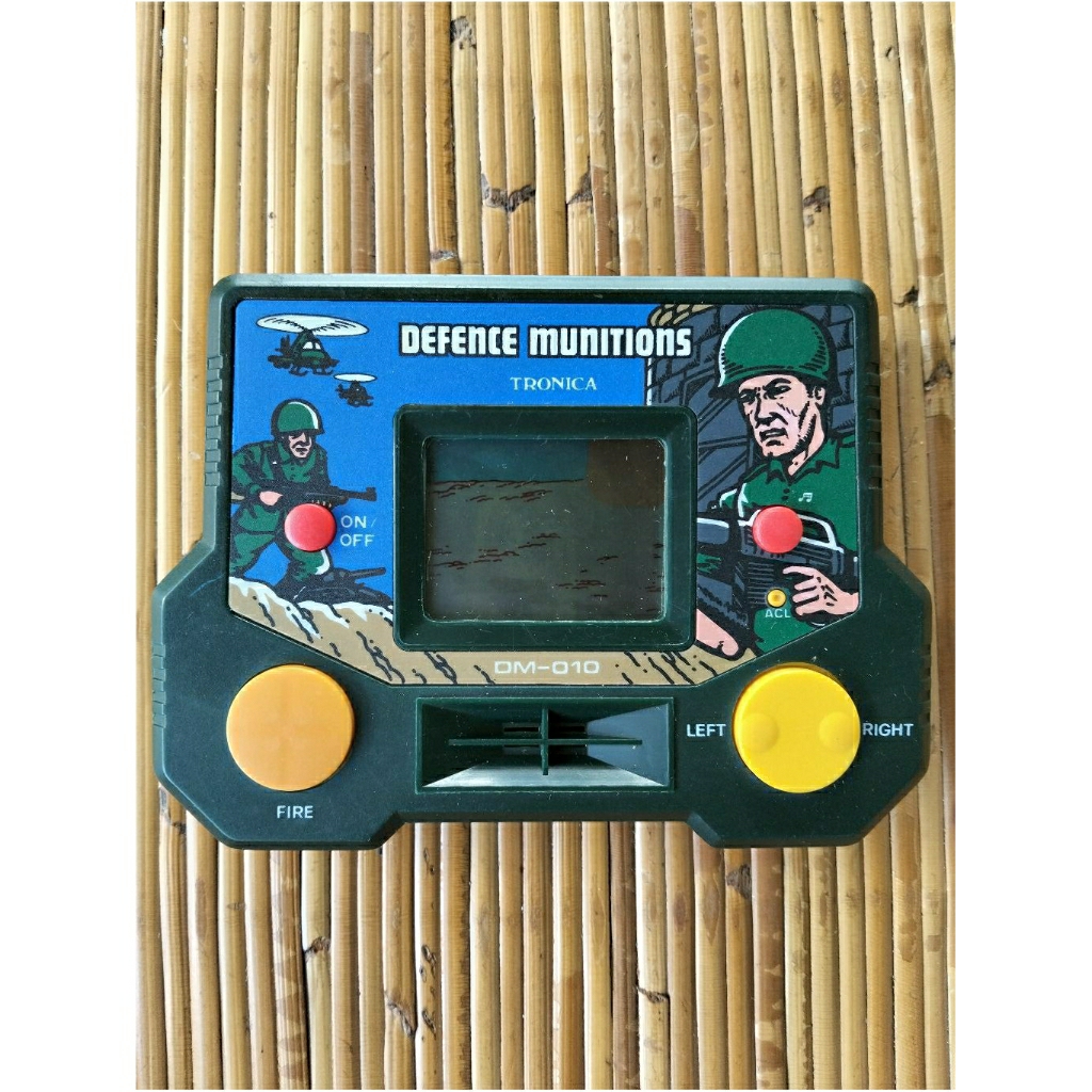 Gimbot/Gamewacth Defence Munitions Tronica Jadul