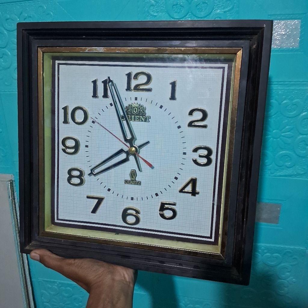 jam dinding jadul orient