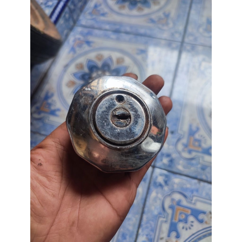 tutup tangki cb100 k5 ori cb125 cg100