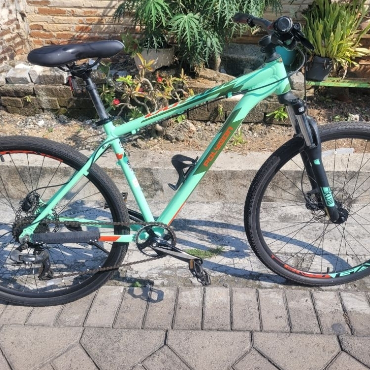 Sepeda MTB XC Polygon Cascade 4 Upgrade