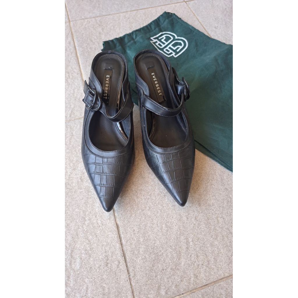 Preloved Sepatu Everbest Heels Runie Black Ukuran 37