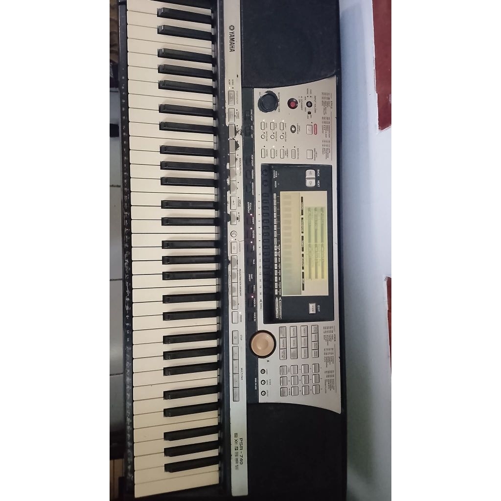 keyboard piano YAMAHA PSR 740(flashdisk simulator)