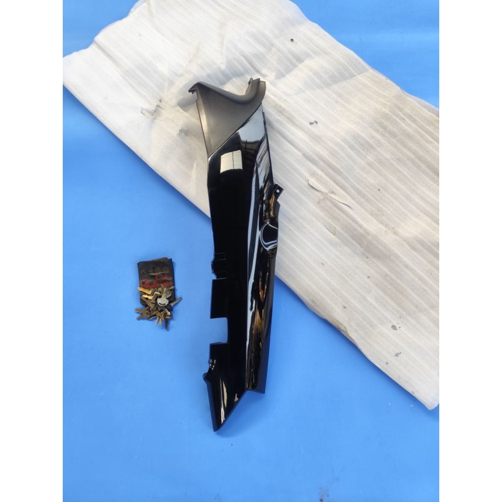 Cover Body kanan Honda Kirana Original