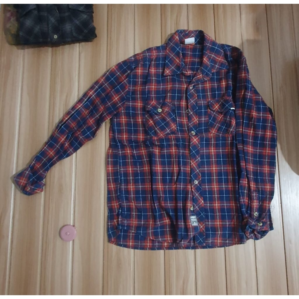 kemeja flanel PL eiger