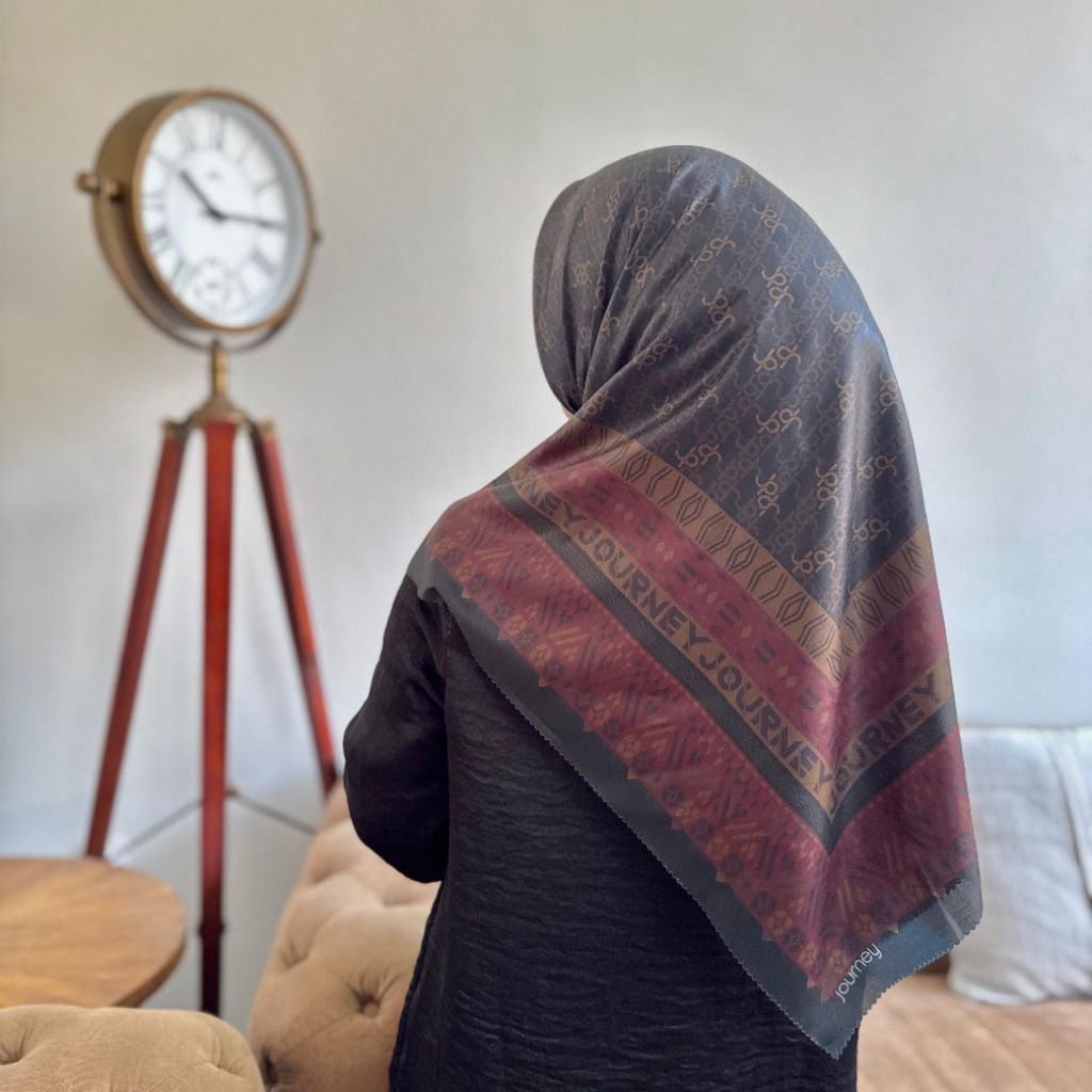 Hijab segi empat voal motif muslim akiya series journey scarves original jilbab journey premium murm