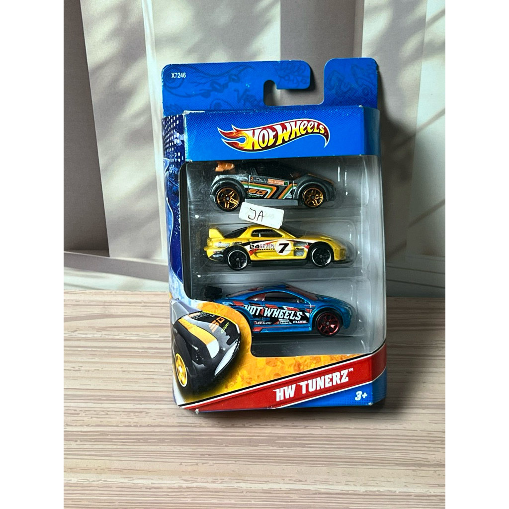 HOTWHEELS HW TUNERZ 3